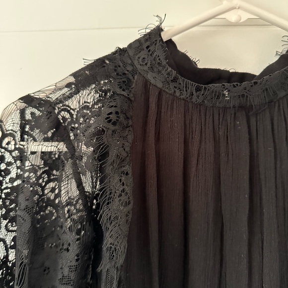 Zara Women’s Black Lace Crop 3/4 Sleeves Mock Neck Top Size S - Picture 6 of 9